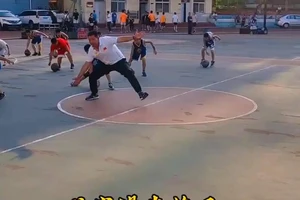 u10精英班篮球防守训练